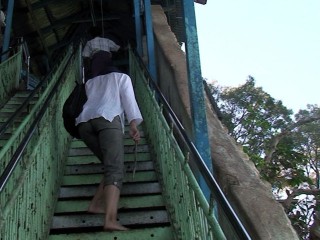 02-staircase1-320x240.jpg