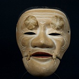 Красивая маска Нох персонажа Окина, Мейджи-Таишо