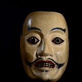 Красивая маска Нох персонажа Йоримаса, Мейджи-Таишо